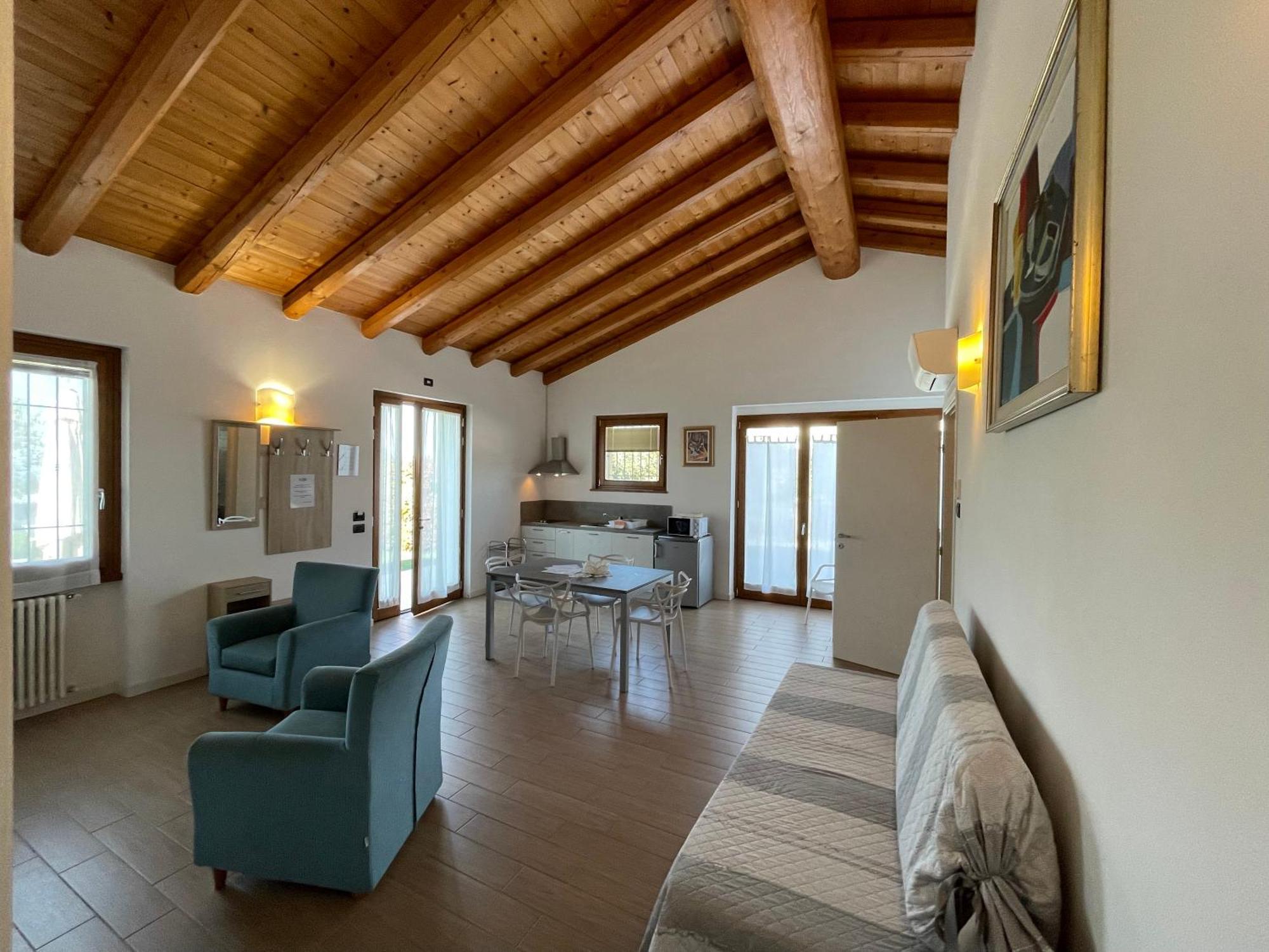 Al Vajo Dependance - Apartments-Zimmer Lazise Exterior photo