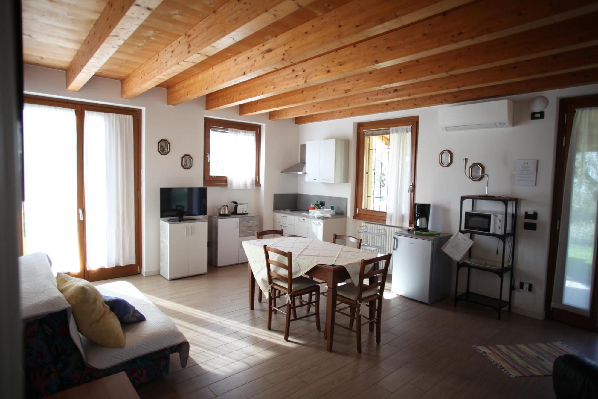 Al Vajo Dependance - Apartments-Zimmer Lazise Exterior photo
