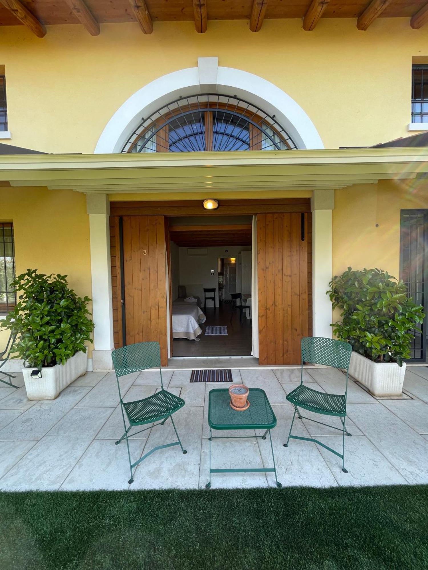 Al Vajo Dependance - Apartments-Zimmer Lazise Exterior photo